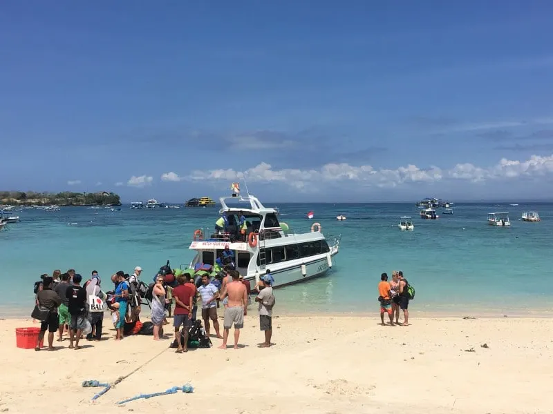 Sri Rejeki fast boat from Sanur to Nusa Lembongan
